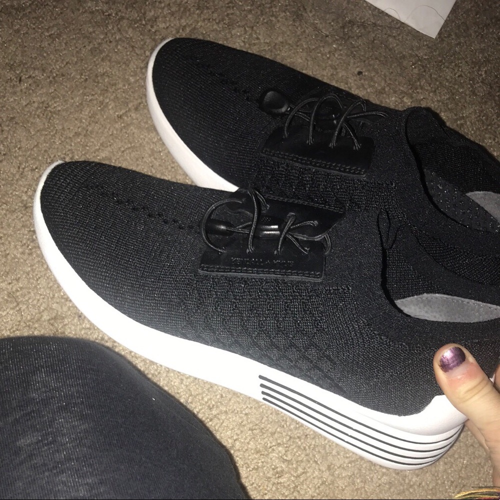 kendal and kylie sneakers